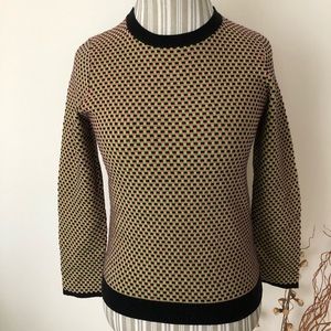 Women’s sweater